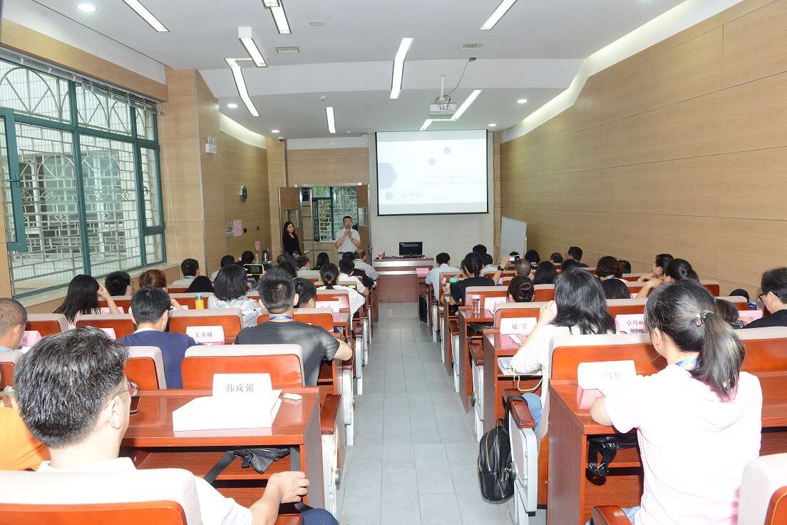 蘭州大學(xué)2018年曲靖市投融資系統(tǒng)公務(wù)人員能力提升培訓(xùn)班成功舉辦