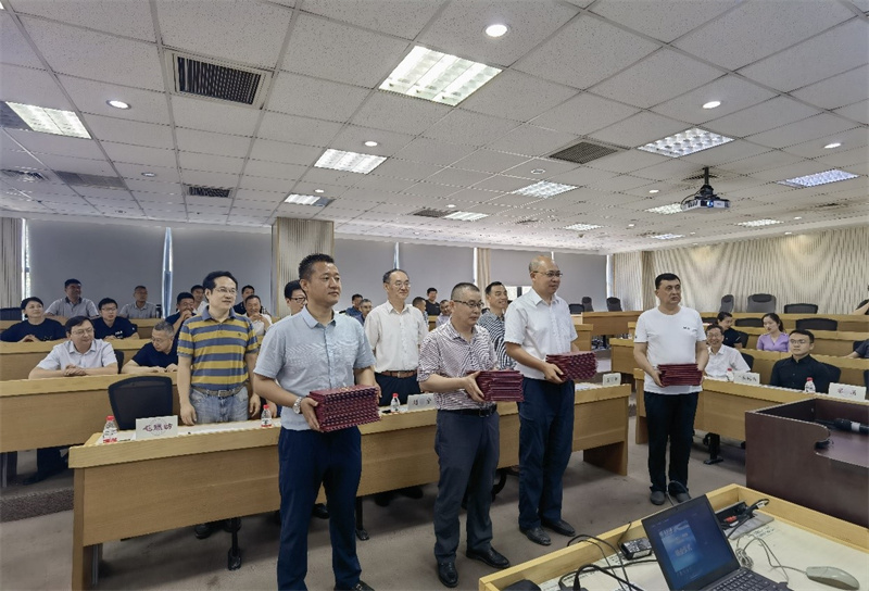 天津大學四十六期新疆公務人員培訓班正式結業