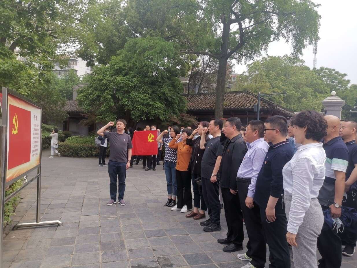 張家口市交投集團(tuán)管理人員綜合素能提升研修班在武漢大學(xué)順利舉辦