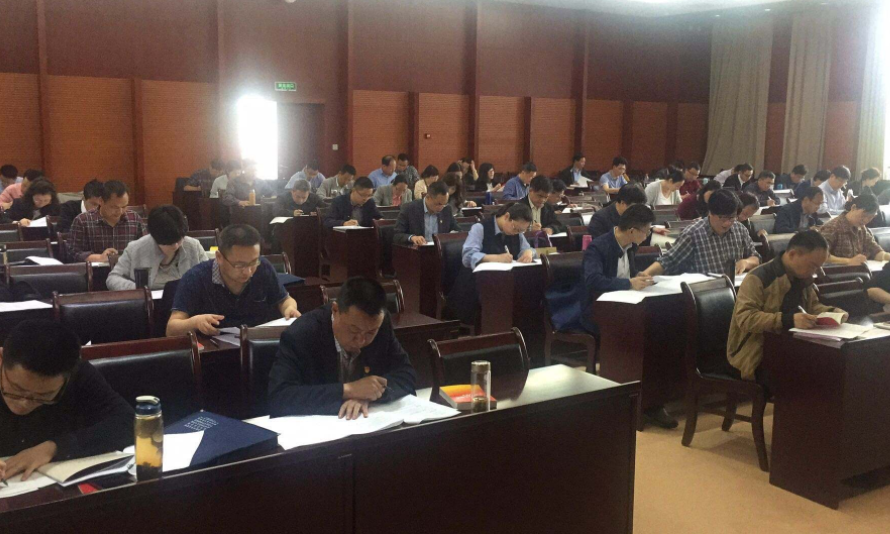 【黨建公務(wù)人員培訓(xùn)】漢中市市直機(jī)關(guān)50余名優(yōu)秀黨員赴重慶工商大學(xué)集體“充電”