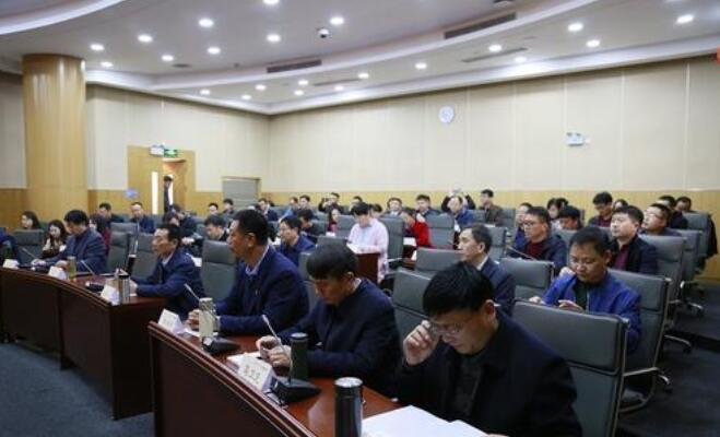 安徽省蚌埠市淮上區(qū)“3321培訓(xùn)”暨非公經(jīng)濟人士理想信念教育實踐活動培訓(xùn)班在我校舉辦