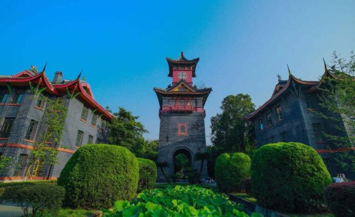 校園風(fēng)光