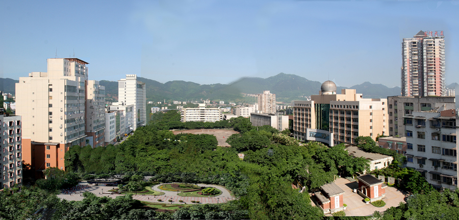 校園風(fēng)光