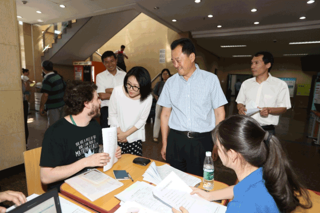 北京語言大學(xué)喜迎2019級國際新生