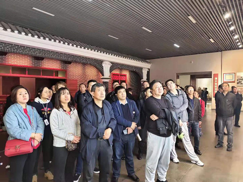 廊坊市企業家進高校班圓滿舉辦