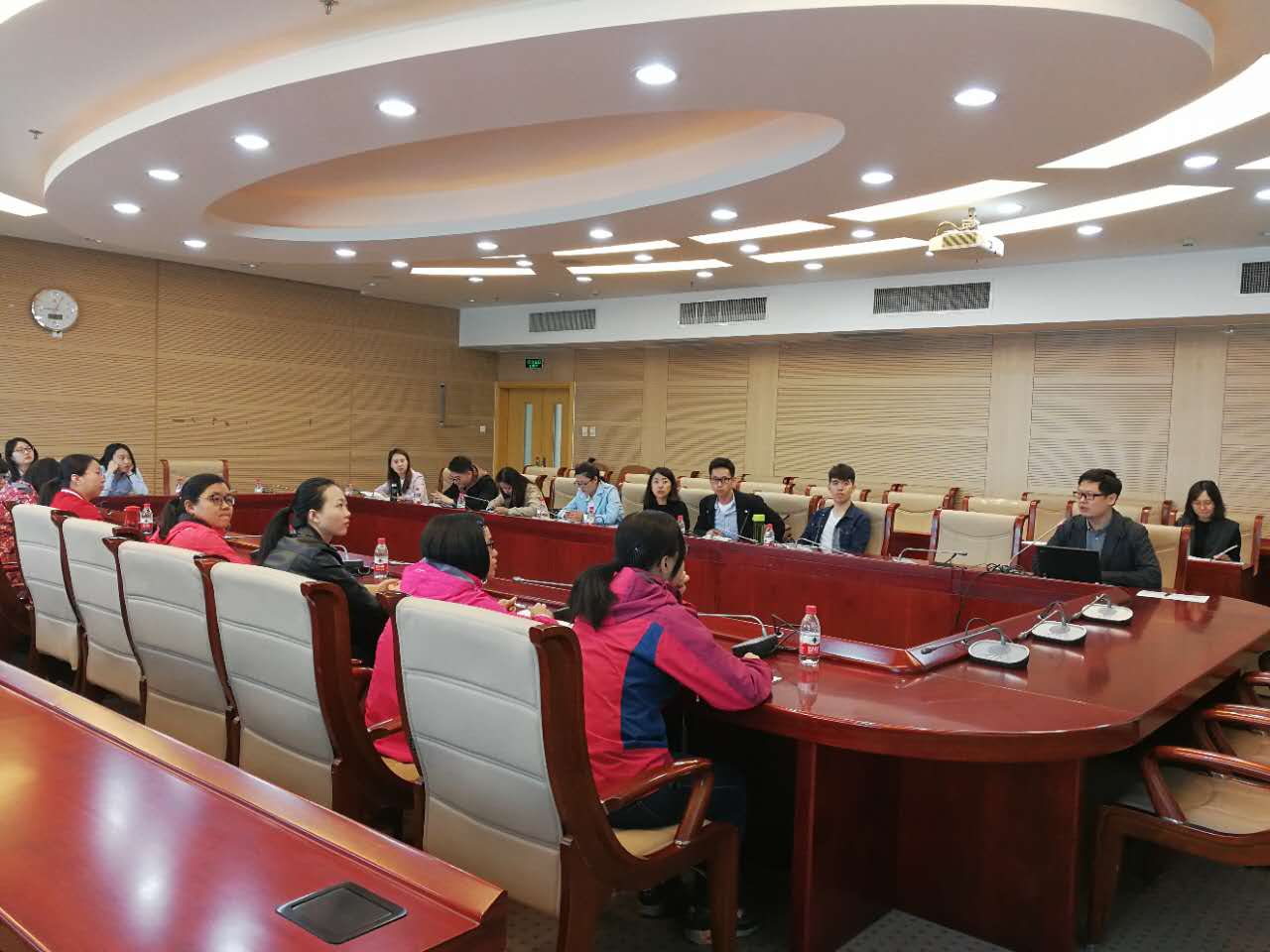學校召開年度黨校班主任培訓暨工作交流會